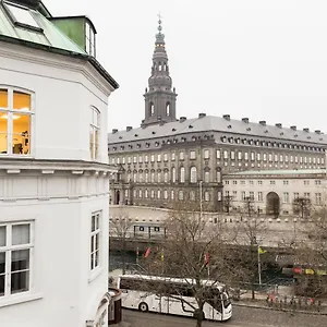 Perfect In Superb Location By Stroget, The Metro & Attractions Copenhague